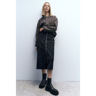 ザラ(ZARA)のZARA トラックソール　ショートブーツ　ブラック　サイドジッパー　38(ブーツ)