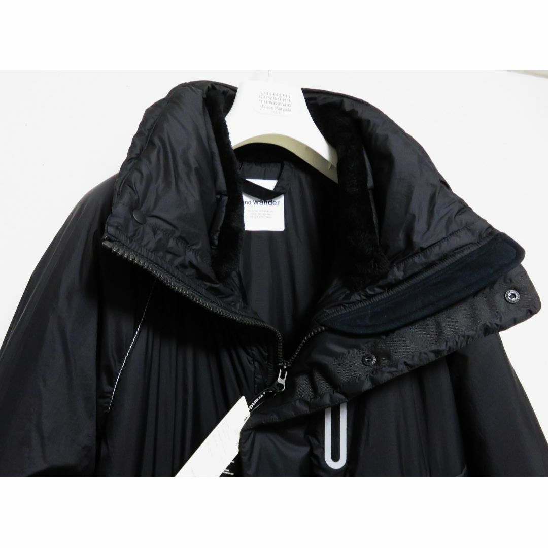 and wander(アンドワンダー)のand wander PRIMALOFT rip coat S/M ブラック メンズのジャケット/アウター(その他)の商品写真