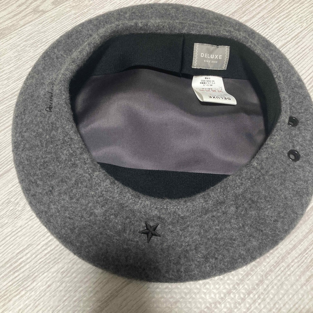 DELUXE(デラックス)の値下げ！美品❗️デラックス　ベレー帽 メンズの帽子(ハンチング/ベレー帽)の商品写真