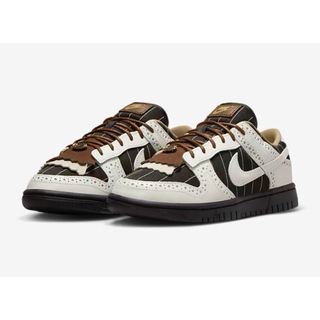 ナイキ(NIKE)のNIKE DUNK LOW Summit White and Cacao Wow(スニーカー)