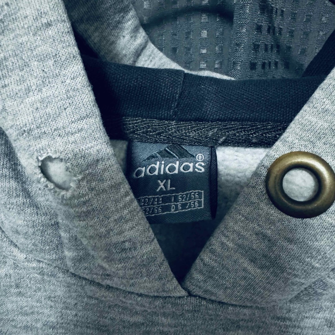 adidas(アディダス)の【USA古着】 アディダス のパーカー XLサイズ メンズのトップス(パーカー)の商品写真