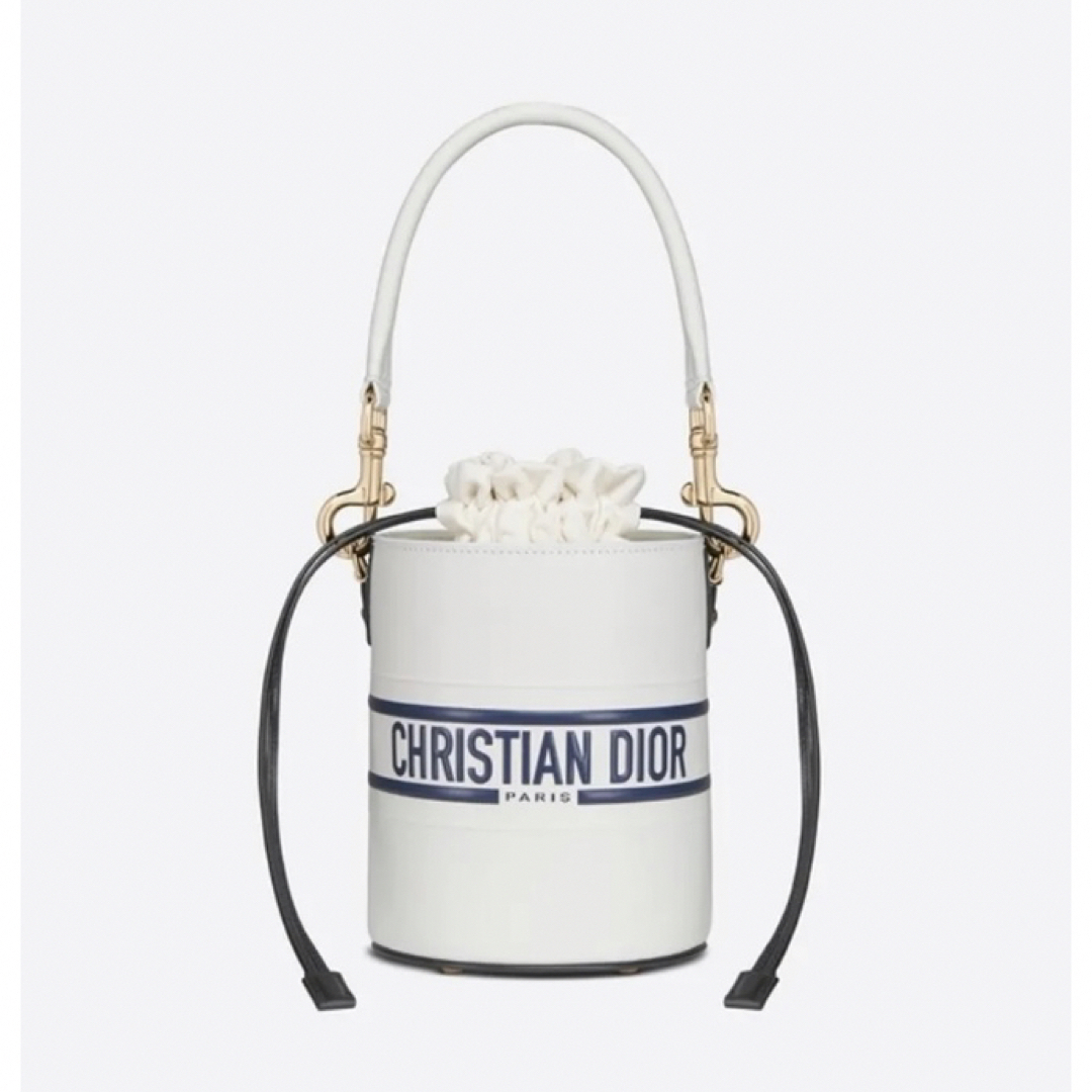 Christian Dior(クリスチャンディオール)のDIOR 新品未使用 2way筒型バック レディースのバッグ(ハンドバッグ)の商品写真