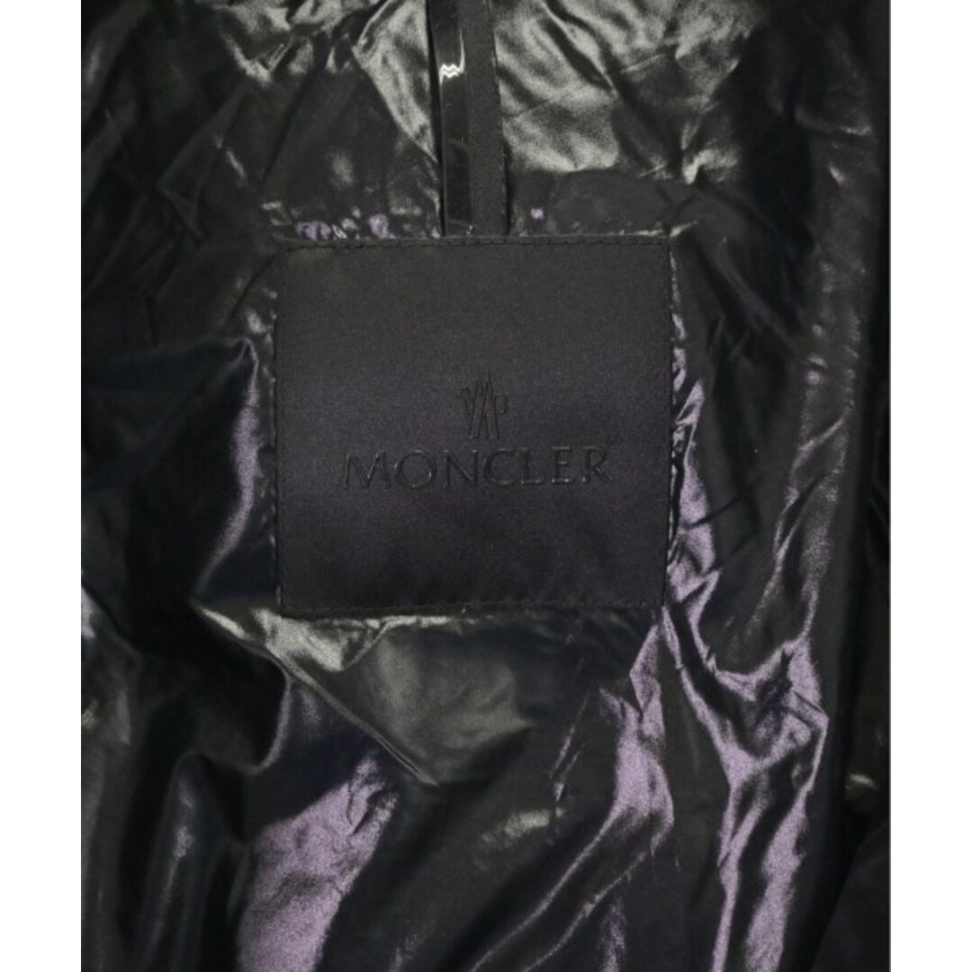 MONCLER(モンクレール)のMONCLER ダウンジャケット/ダウンベスト 4(XL位) ベージュx黒 【古着】【中古】 メンズのジャケット/アウター(ダウンジャケット)の商品写真