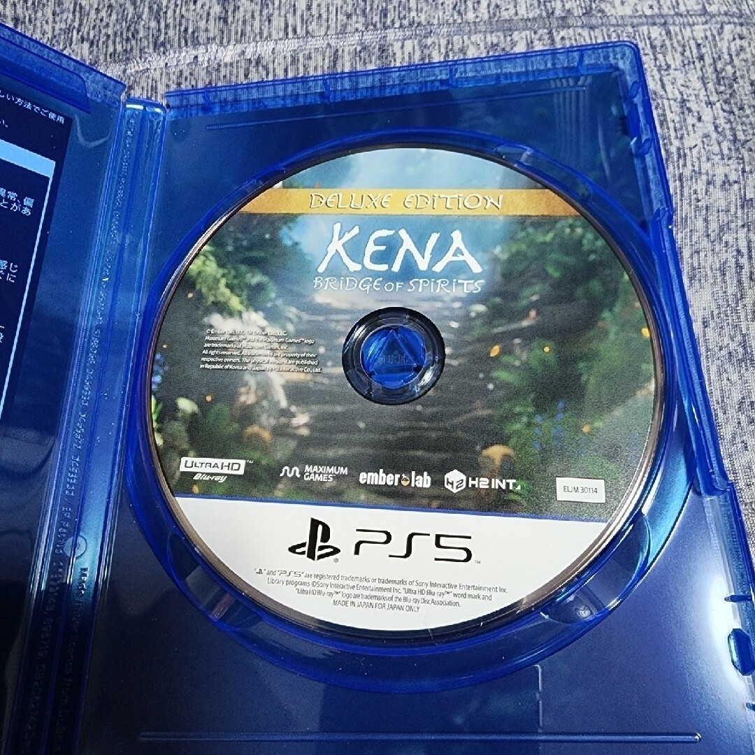 Kena: Bridge of Spirits Deluxe Edition（ケ エンタメ/ホビーのゲームソフト/ゲーム機本体(家庭用ゲームソフト)の商品写真