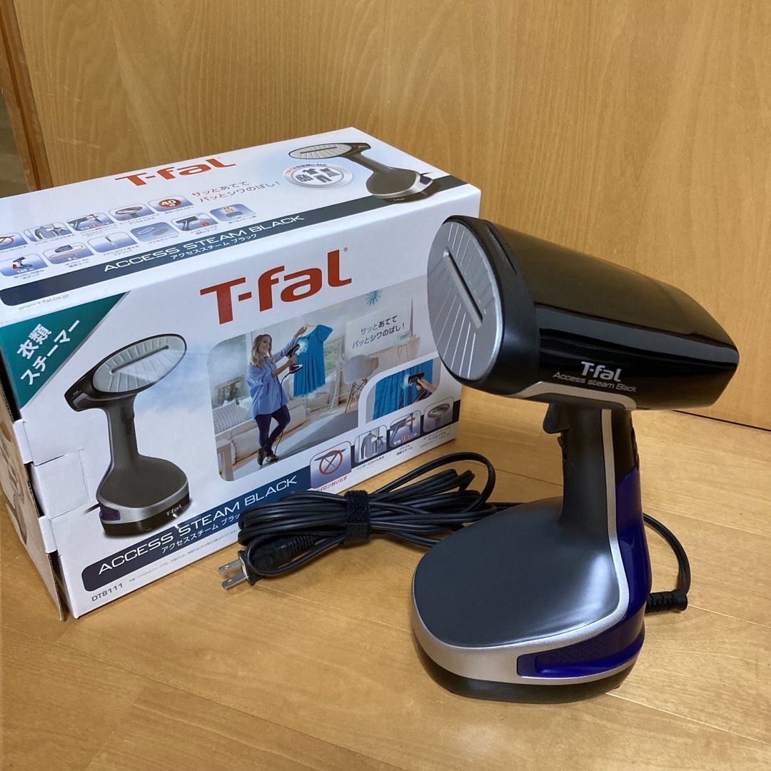 T-fal(ティファール)のティファール　衣類スチーマー　DT8111JO スマホ/家電/カメラの生活家電(アイロン)の商品写真