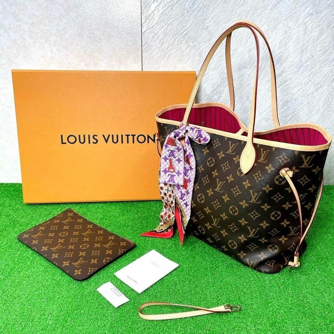 LOUIS VUITTON(ルイヴィトン)の美品　ルイヴィトン ネヴァーフル GM M41180 モノグラム  ブラウン レディースのバッグ(ハンドバッグ)の商品写真