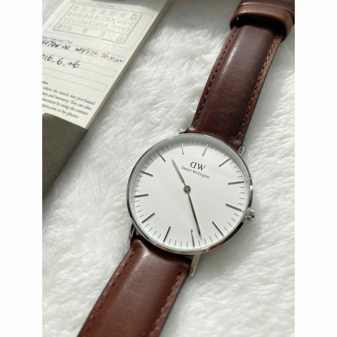 Daniel Wellington(ダニエルウェリントン)のDW ダニエルウェリントン ラウンド 36ｍｍ 白文字盤 メンズ腕時計 メンズの時計(腕時計(アナログ))の商品写真