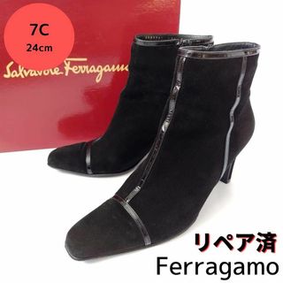 サルヴァトーレフェラガモ(Salvatore Ferragamo)の美品❤箱付き☆フェラガモ【Ferragamo】スエード ショートブーツ  黒(ブーティ)