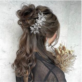 【美品】BRIDEME ブライダルアクセサリー(シルバー)(ヘアアクセサリー)