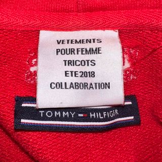 VETEMENTS - VETEMENTS TOMMY レイヤード パーカーの通販 by xxx's