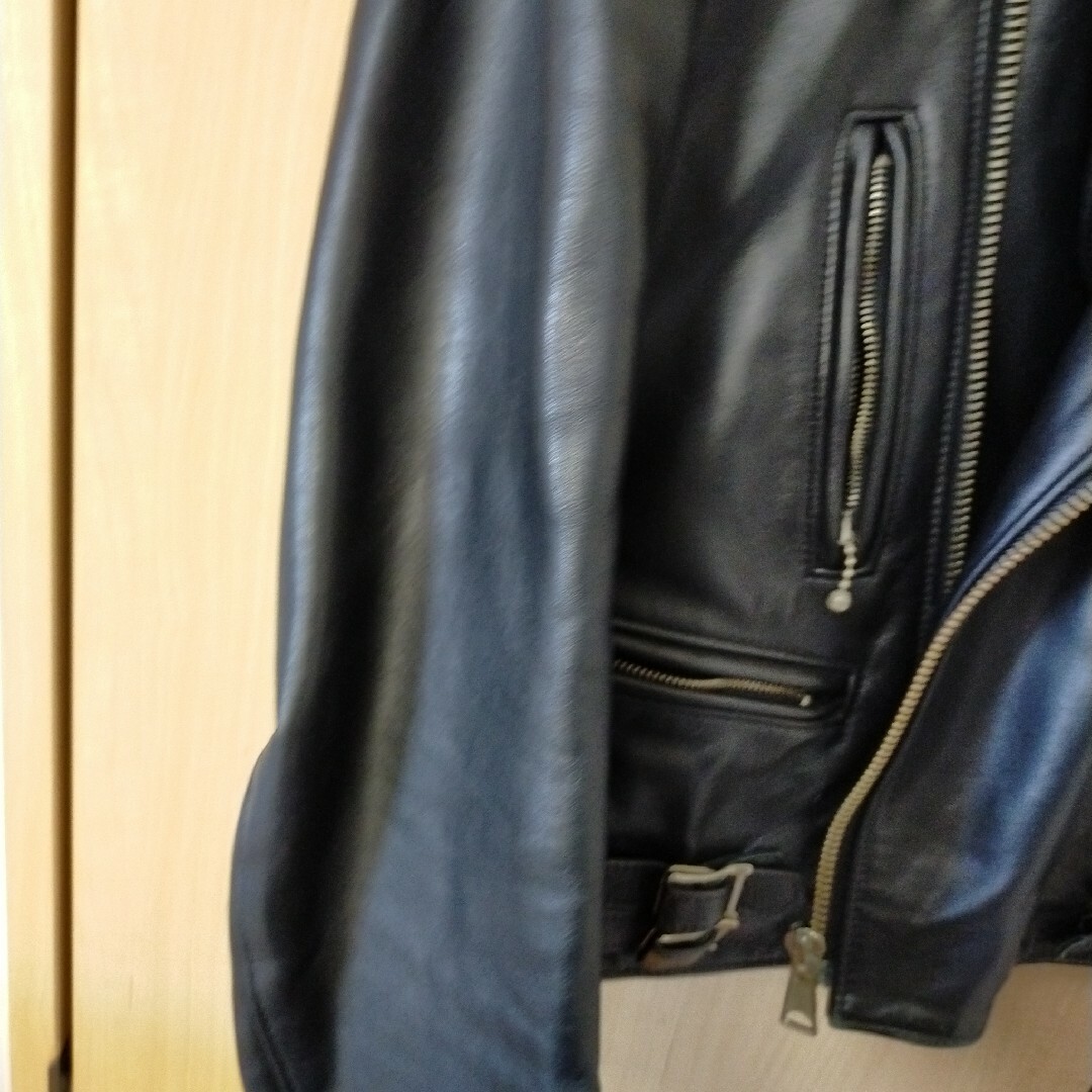 Lewis Leathers(ルイスレザー)のルイスレザー　ライトニング　レギュラーフィット　36　黒 メンズのジャケット/アウター(ライダースジャケット)の商品写真