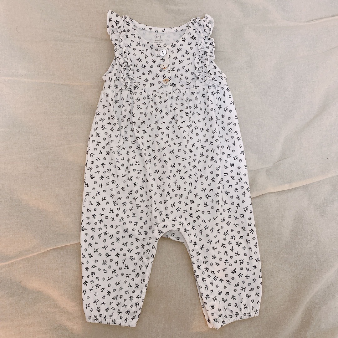 babyGAP(ベビーギャップ)のbaby GAP ボディオール キッズ/ベビー/マタニティのベビー服(~85cm)(カバーオール)の商品写真