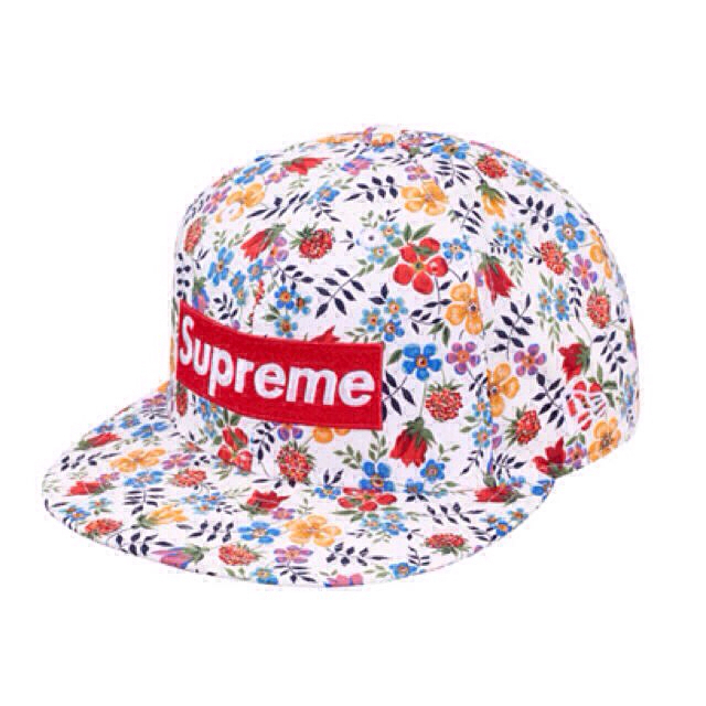 Supreme(シュプリーム)の値下げSUPREME FLORALCAP レディースの帽子(キャップ)の商品写真