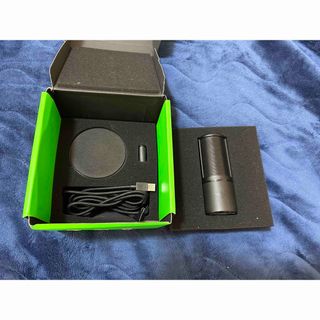 レイザー(Razer)のRazer SEIREN X 配信者用コンパクトサイズUSBデジタルマイク(マイク)