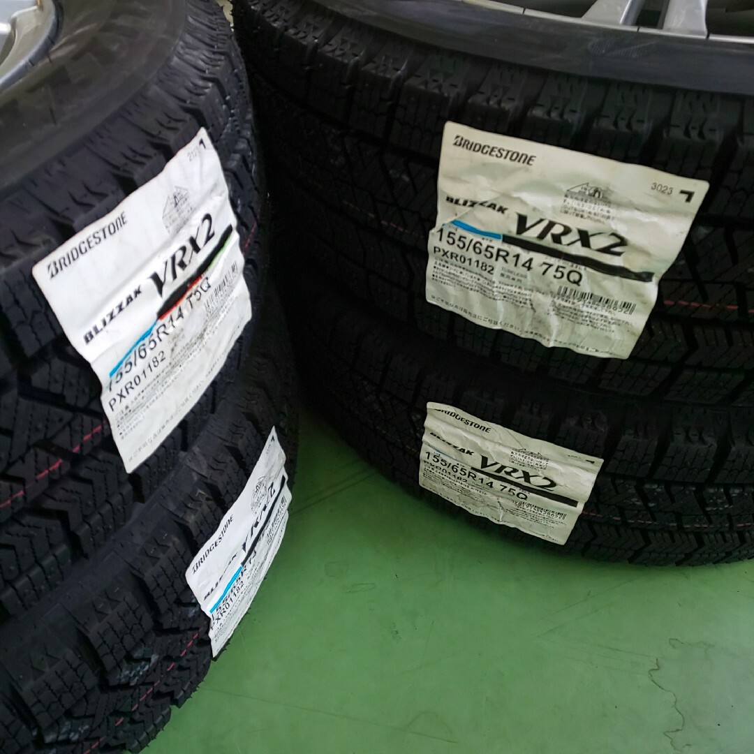 ブリヂストン ブリザック VRX2 155/65R14  新品4本23年製造