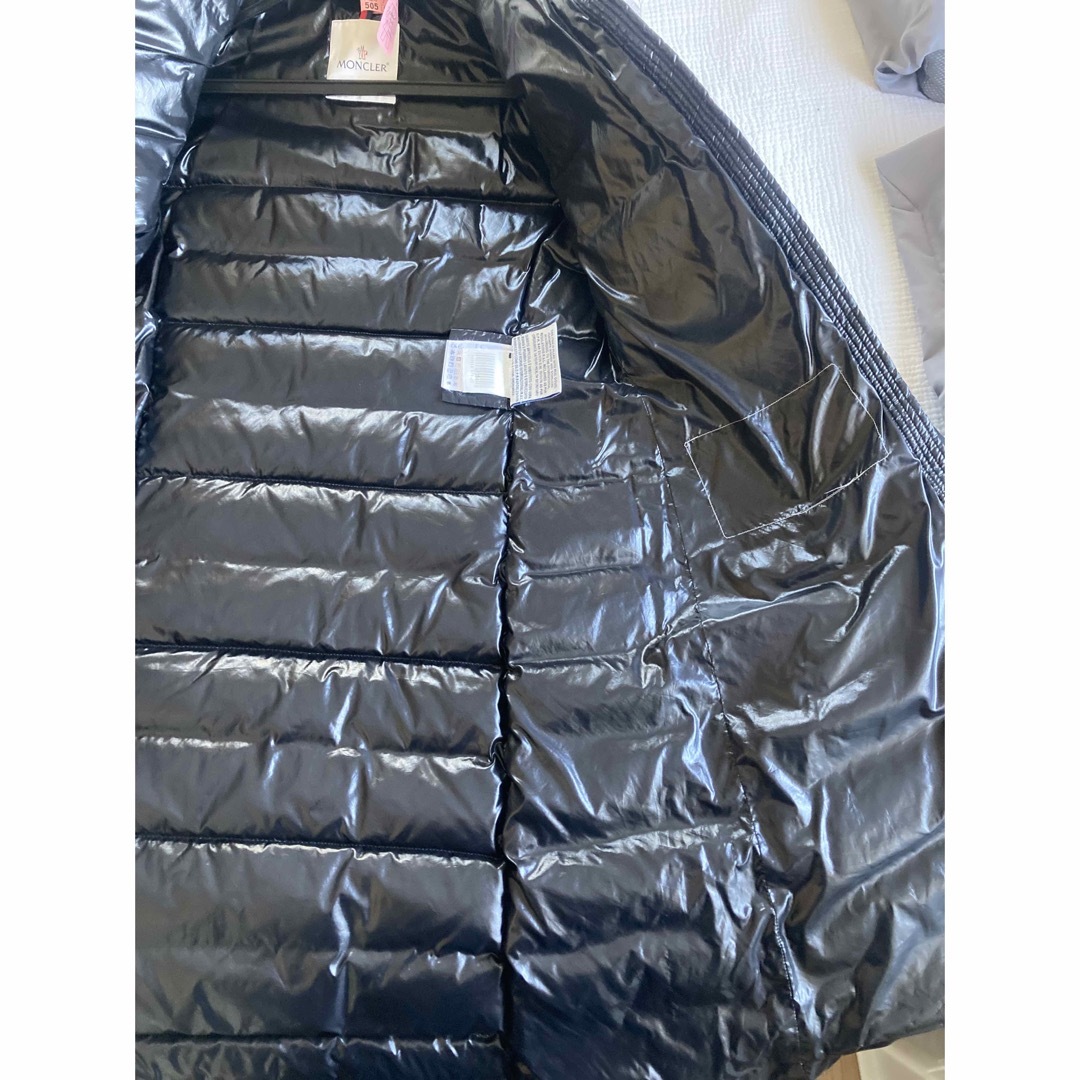 MONCLER(モンクレール)のモンクレール レディースのジャケット/アウター(ダウンジャケット)の商品写真