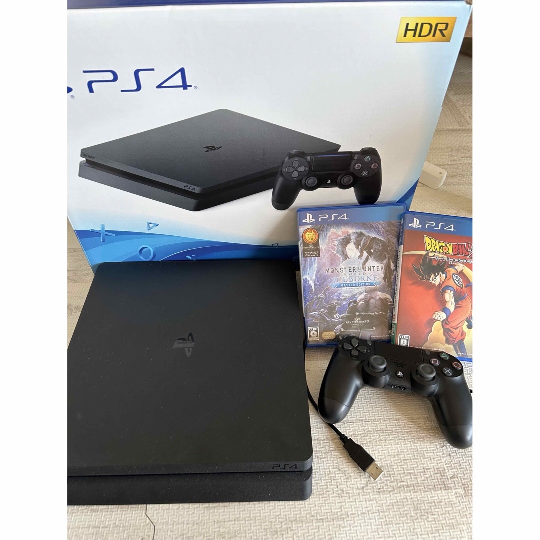 プレステ4 本体　SONY PlayStation4 CUH-2200AB01