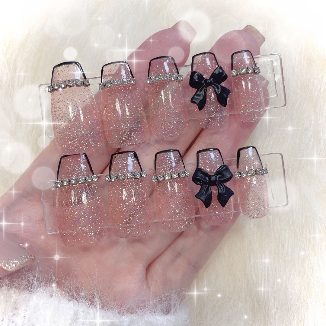 ネイルチップ　ハンドメイド　韓国　リボン コスメ/美容のネイル(つけ爪/ネイルチップ)の商品写真