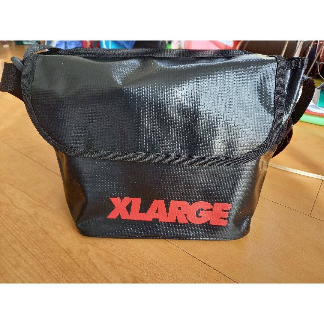 XLRGE 水と汚れに強い！タフなショルダーバッグです！撥水性能もバツグン！ メンズのバッグ(ショルダーバッグ)の商品写真