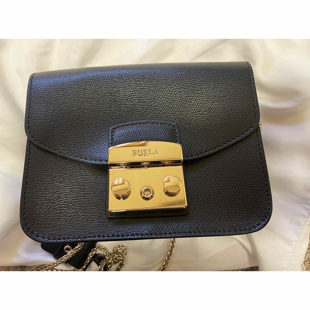 Furla(フルラ)のフルラ　メトロポリス　ブラック レディースのバッグ(ショルダーバッグ)の商品写真