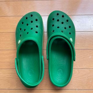 クロックス(crocs)のイワ様専用！クロックスサンダル　２７㎝(サンダル)