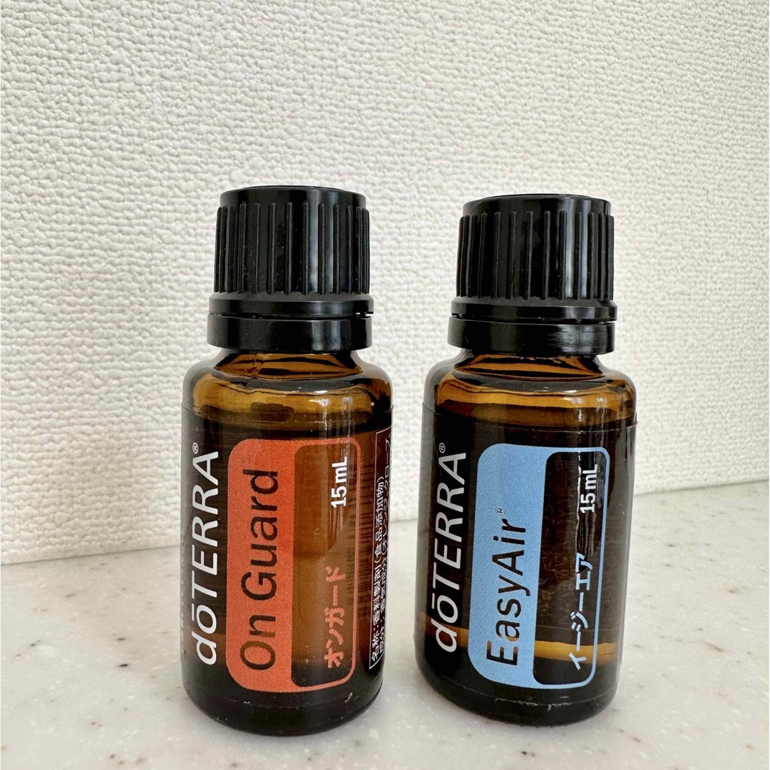 doTERRA(ドテラ)のドテラ オンガード、イージーエア 15ml 新品・未開封 コスメ/美容のリラクゼーション(エッセンシャルオイル（精油）)の商品写真