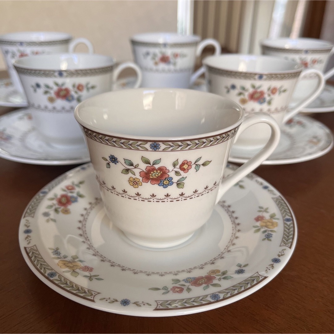 Royal Doulton - 【美品】英国製 ロイヤルドルトン☆キングスウッド☆C