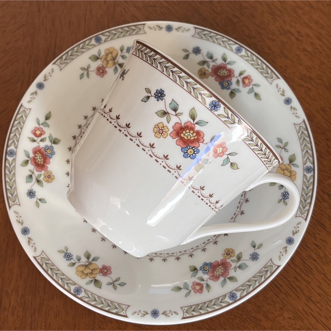 Royal Doulton - 【美品】英国製 ロイヤルドルトン☆キングスウッド☆C