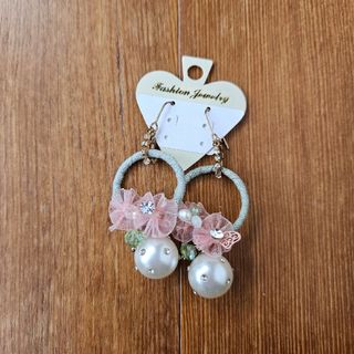 可愛いピアス(ピアス)