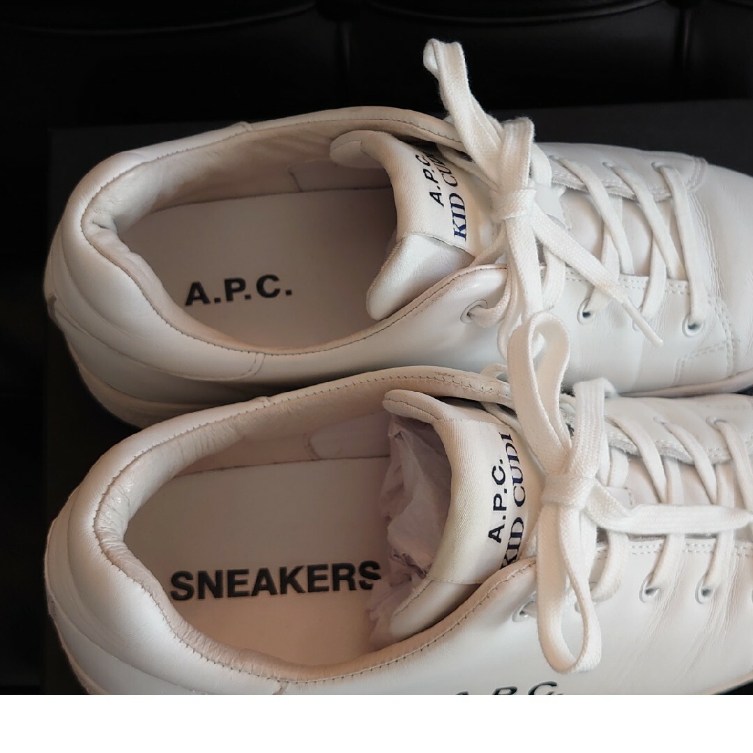 A.P.C(アーペーセー)のA.P.C CUDDER アーペーセー キッドカディ 白 26.5センチ メンズの靴/シューズ(スニーカー)の商品写真