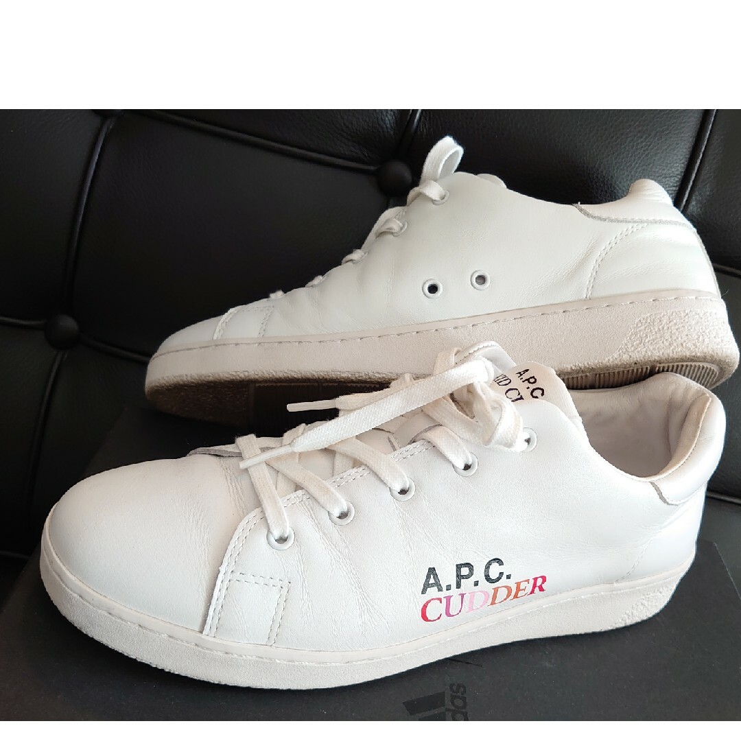 A.P.C(アーペーセー)のA.P.C CUDDER アーペーセー キッドカディ 白 26.5センチ メンズの靴/シューズ(スニーカー)の商品写真