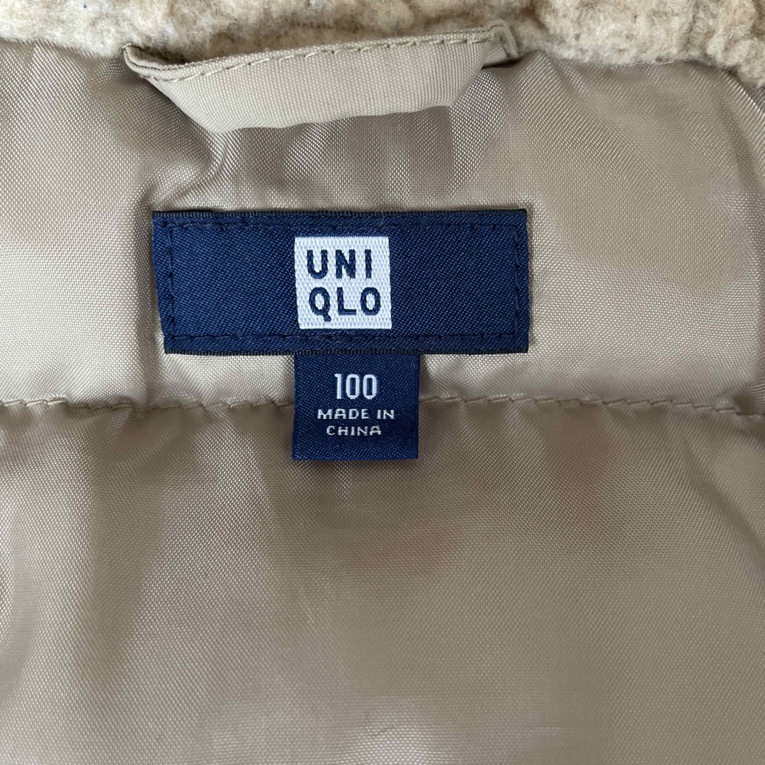 UNIQLO(ユニクロ)のUNIQLOウォームパテッドコート　ダウン　ベージュ 100 キッズ/ベビー/マタニティのキッズ服男の子用(90cm~)(コート)の商品写真