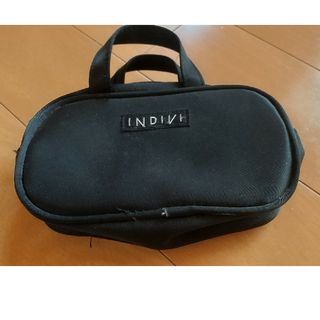 インディヴィ(INDIVI)のINDIVI*ポーチ*黒(ポーチ)