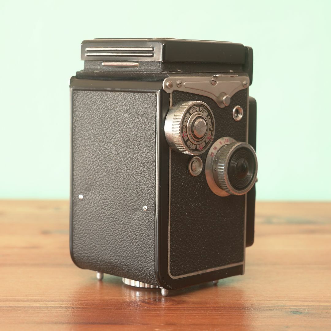 京セラ(キョウセラ)の[美品] 完動品◎YASHICAFLEX C型 二眼レフ フィルムカメラ #31 スマホ/家電/カメラのカメラ(フィルムカメラ)の商品写真