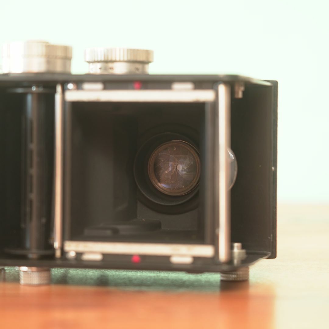 京セラ(キョウセラ)の[美品] 完動品◎YASHICAFLEX C型 二眼レフ フィルムカメラ #31 スマホ/家電/カメラのカメラ(フィルムカメラ)の商品写真