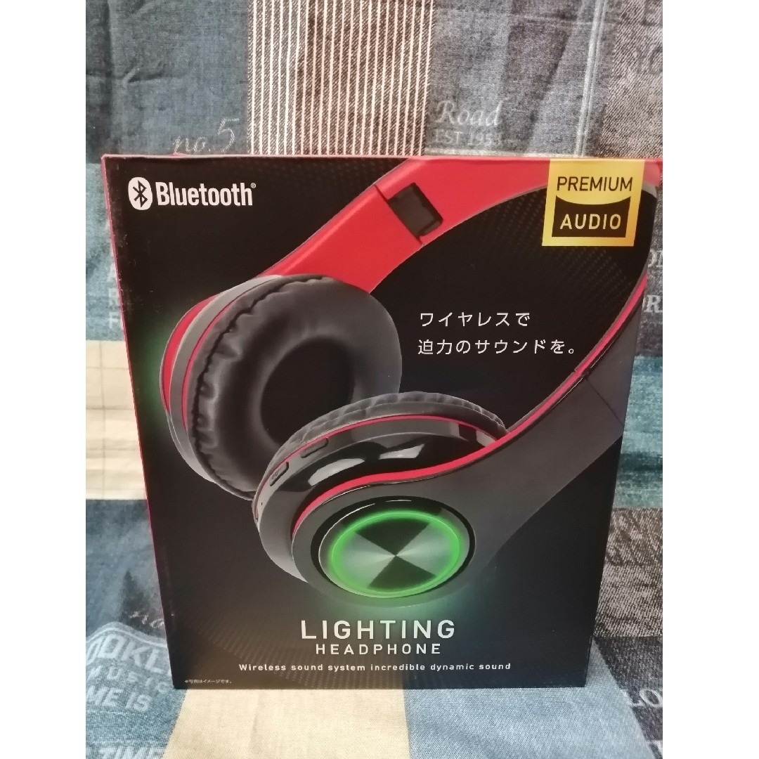 新品】LIGHTING HEADPHONE ワイヤレスヘッドホンの通販 by マーちゃん