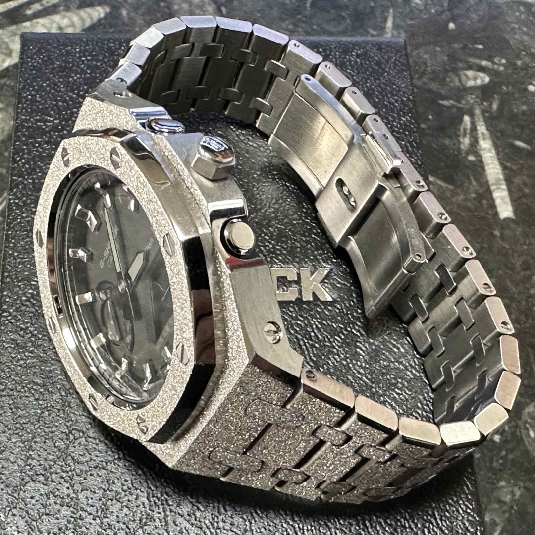G-SHOCK(ジーショック)の最終価格　G-SHOCK GA2100 カスタム メンズの時計(腕時計(アナログ))の商品写真