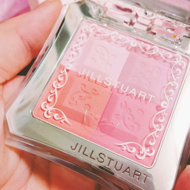 JILLSTUART(ジルスチュアート)のJILLSTUART コスメ/美容のベースメイク/化粧品(チーク)の商品写真