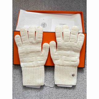 エルメス(Hermes)の（新品・未使用品）エルメス HERMES  ニット 手袋  ホワイト 白 (手袋)