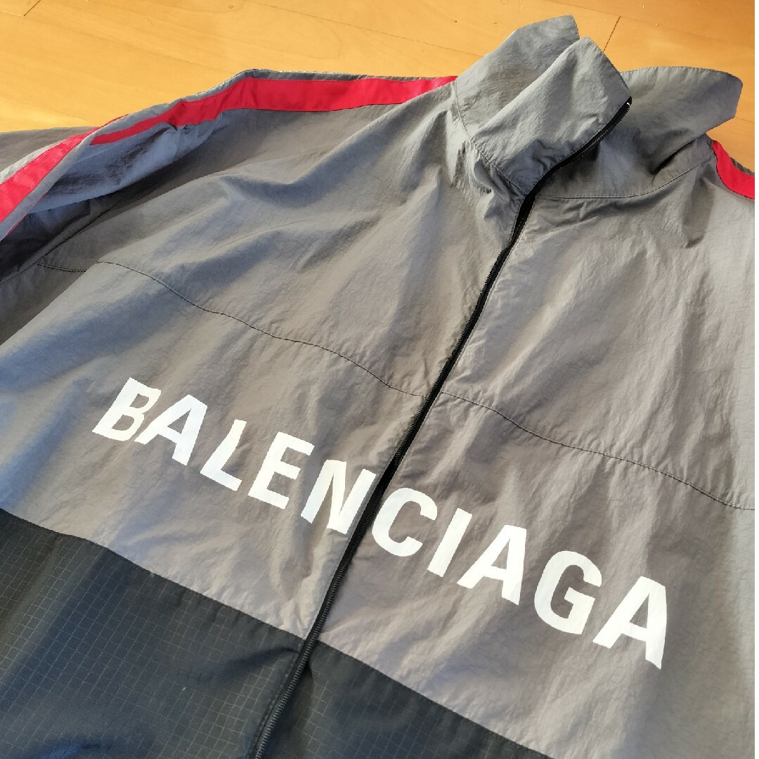 BALENCIAGA - BALENCIAGA バレンシアガ ジップアップ ロゴ BALENCIAGA - BALENCIAGA バレンシアガ ジップアップ ロゴ