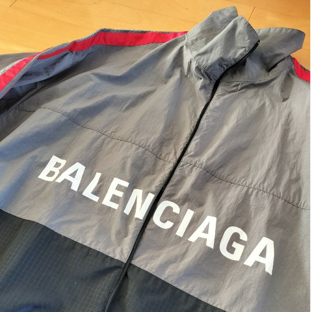 Balenciaga(バレンシアガ)のBALENCIAGA バレンシアガ ジップアップ ロゴナイロンジャケット メンズのジャケット/アウター(ナイロンジャケット)の商品写真