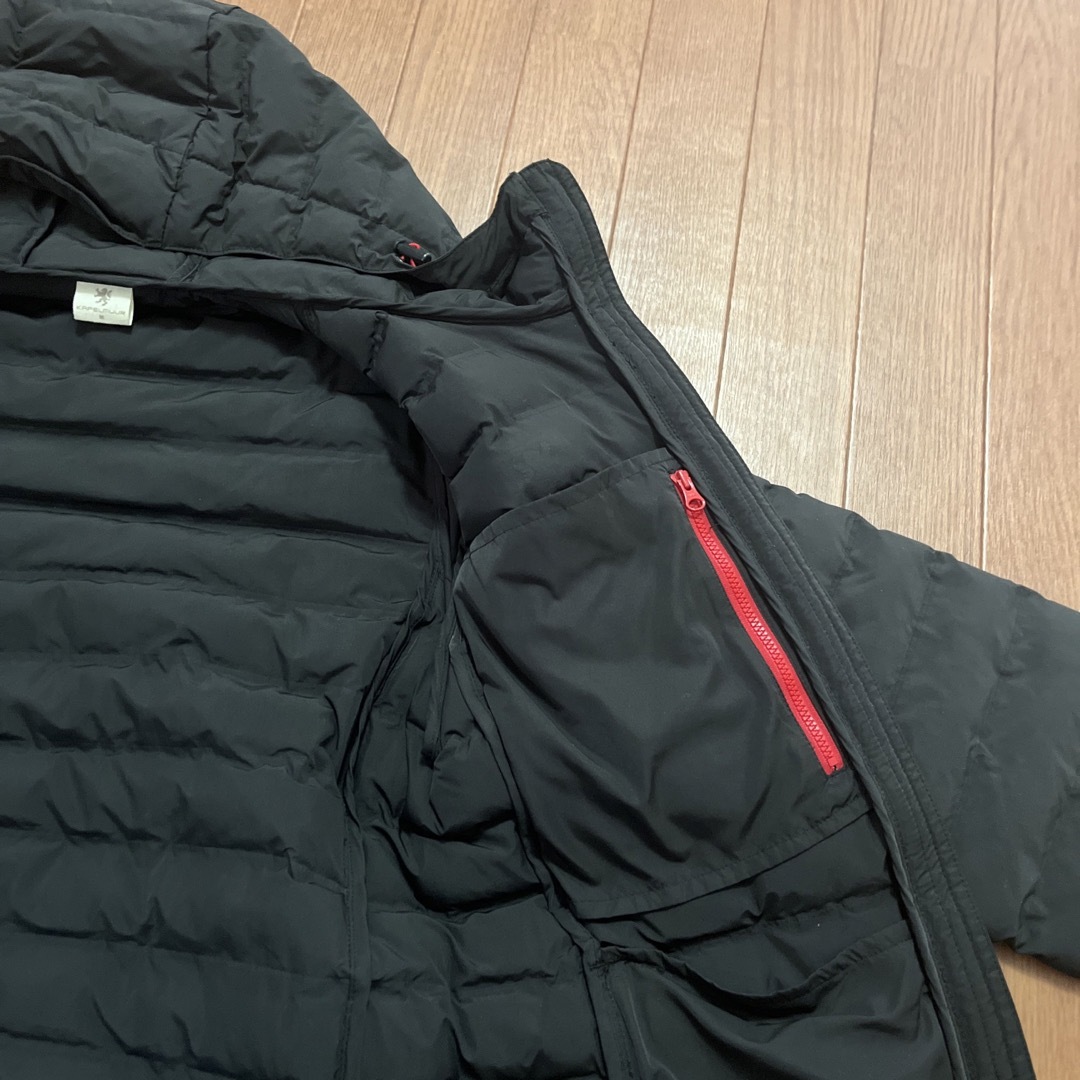 カペルミュール　ブラック　ダウン　サイズＭ メンズのジャケット/アウター(ダウンジャケット)の商品写真