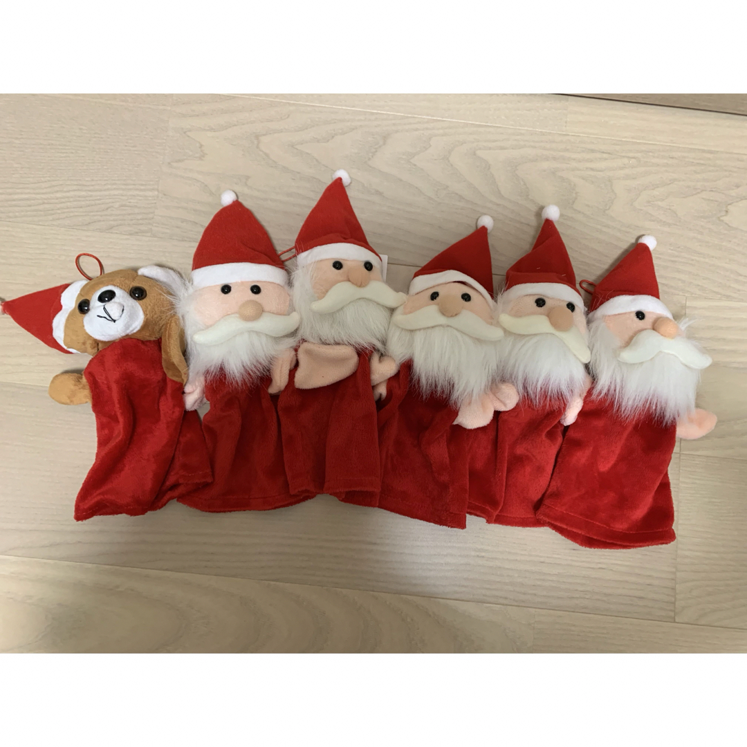 クリスマスパペット　クリスマス　サンタ　クマ　6個セット　新品　未使用 エンタメ/ホビーのおもちゃ/ぬいぐるみ(ぬいぐるみ)の商品写真