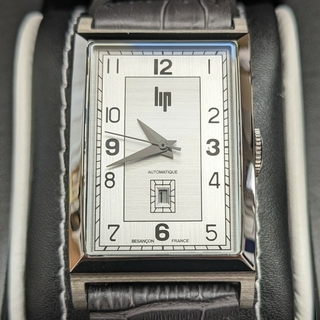 腕時計(アナログ)lip リップ　クロノグラフ　クォーツ　腕時計　フランス　黒文字盤　希少　レア