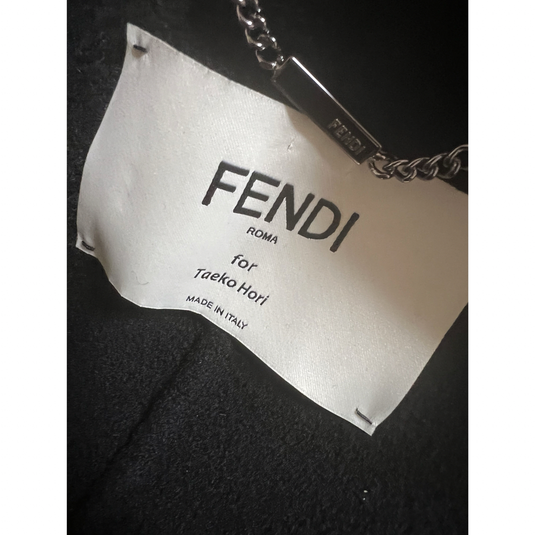 FENDI(フェンディ)のFENDI コート レディースのジャケット/アウター(ロングコート)の商品写真