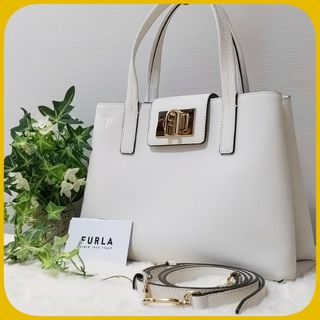 フルラ 鞄の通販 2,000点以上 | Furlaを買うならラクマ