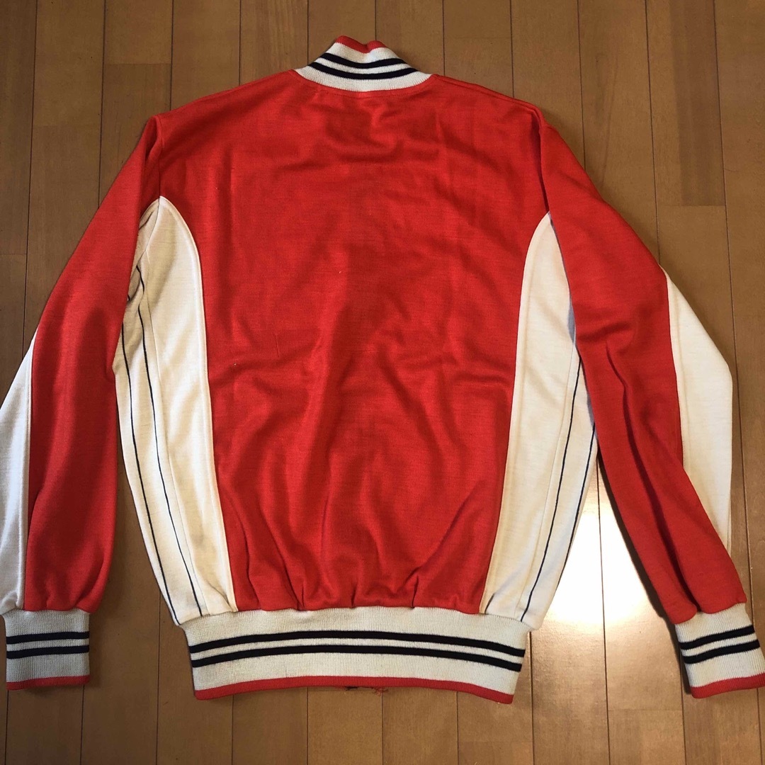 全体に美品ですが少々難あり FILA ジャージ 赤 ボルグ モデル フィラ 全体に美品ですが少々難あり FILA ジャージ 赤 ボルグ モデル フィラ