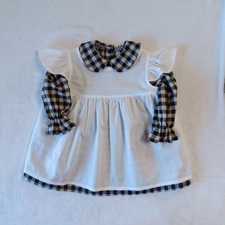 ベビー服ハンドメイド(ちいさなエプロンドレス)(ワンピース)