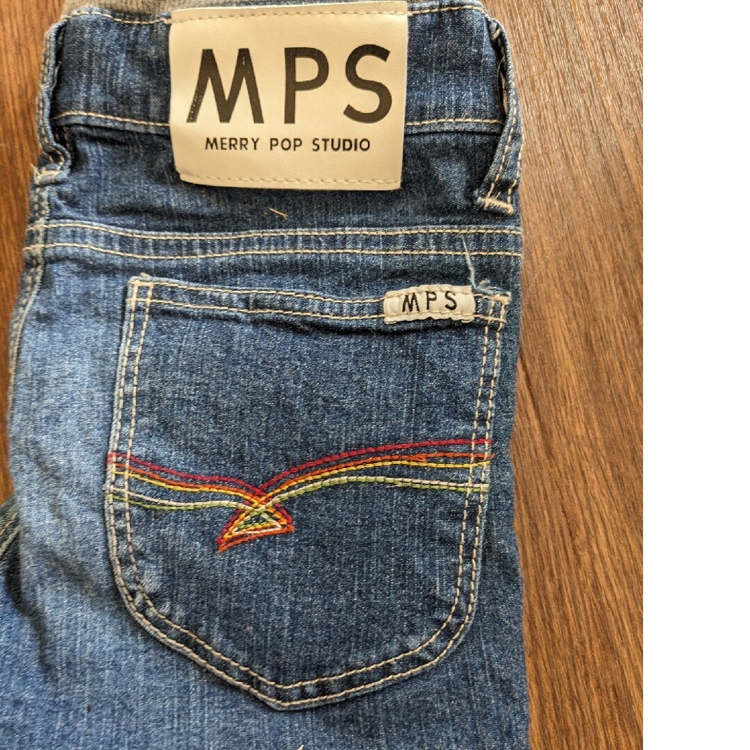 MPS(エムピーエス)のMPSジーンズ１３０センチ キッズ/ベビー/マタニティのキッズ服男の子用(90cm~)(パンツ/スパッツ)の商品写真