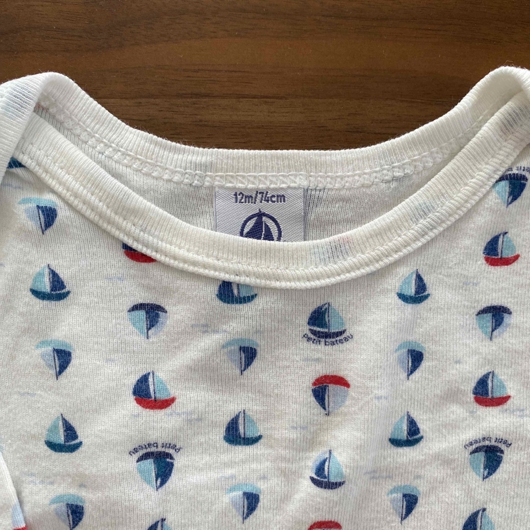 PETIT BATEAU(プチバトー)のPETIT BATEAU肌着12m キッズ/ベビー/マタニティのベビー服(~85cm)(肌着/下着)の商品写真